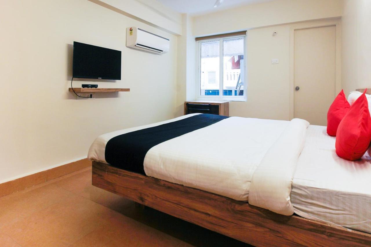 Capital O Sri Suprabhat Grand Near Kachiguda Railway Station 海得拉巴 外观 照片
