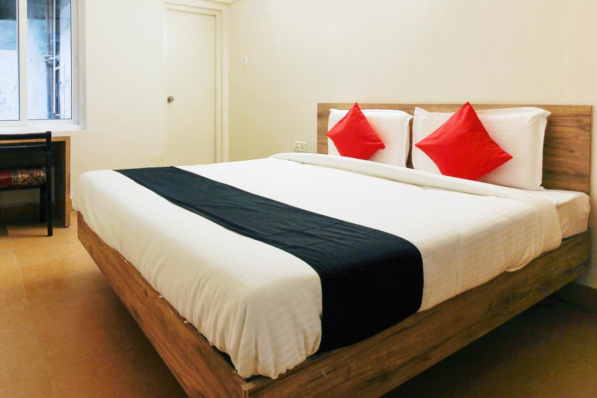 Capital O Sri Suprabhat Grand Near Kachiguda Railway Station 海得拉巴 外观 照片