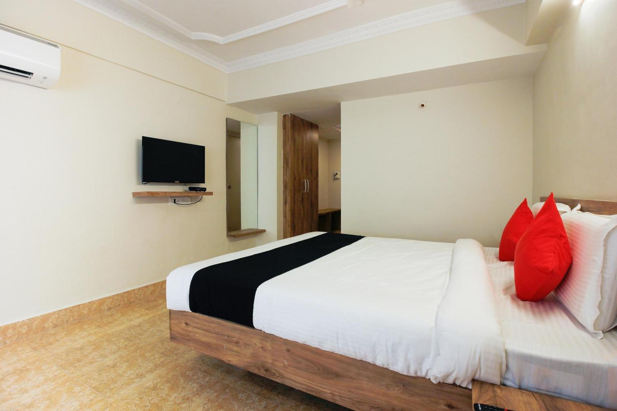 Capital O Sri Suprabhat Grand Near Kachiguda Railway Station 海得拉巴 外观 照片